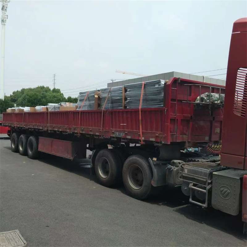 新兴区乌鲁木齐县物流专线：高效直达的运输之旅